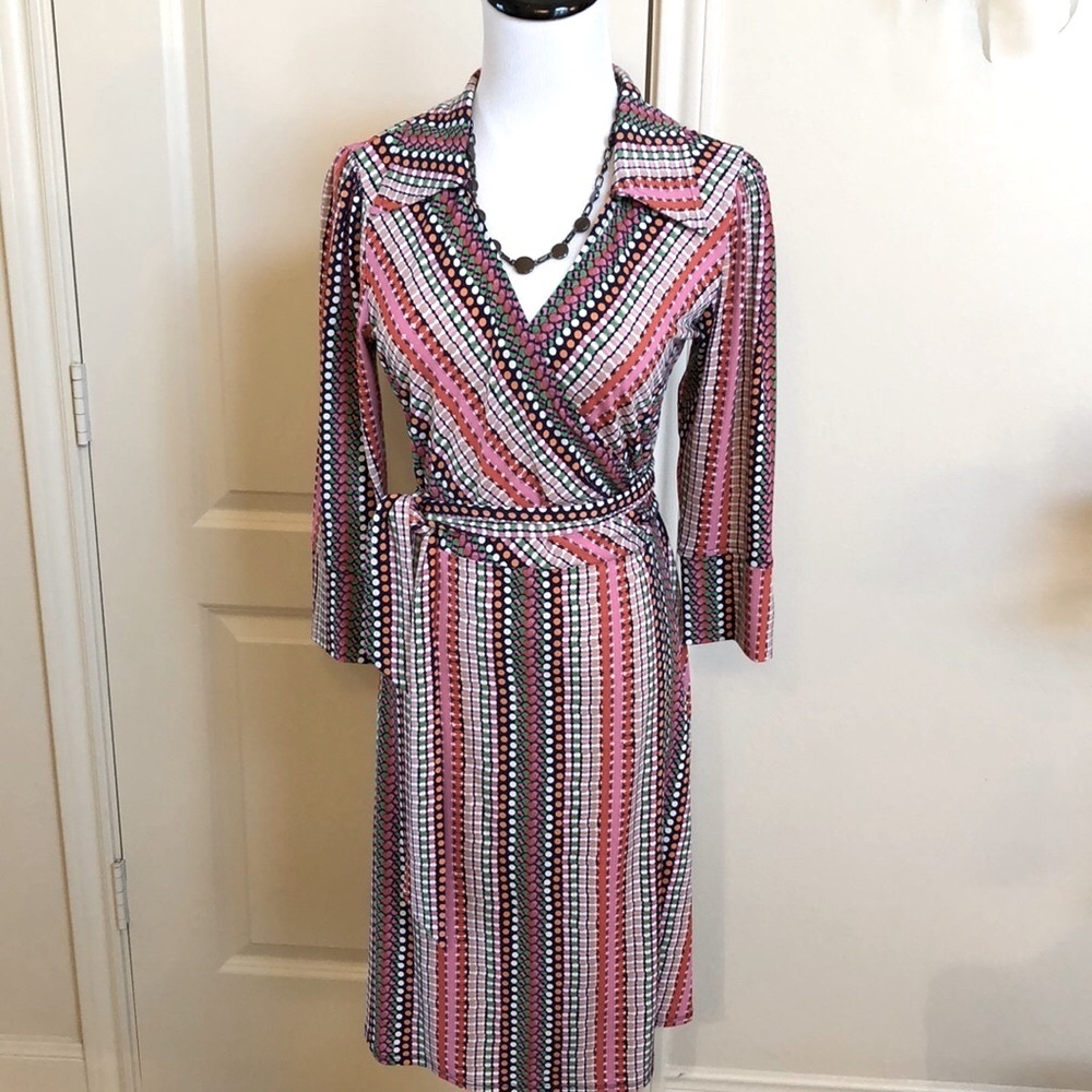 NWOT Laundry Wrap dress